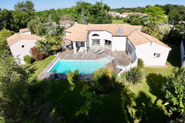 Maison  de luxe en vente - Charente-Maritime - 17