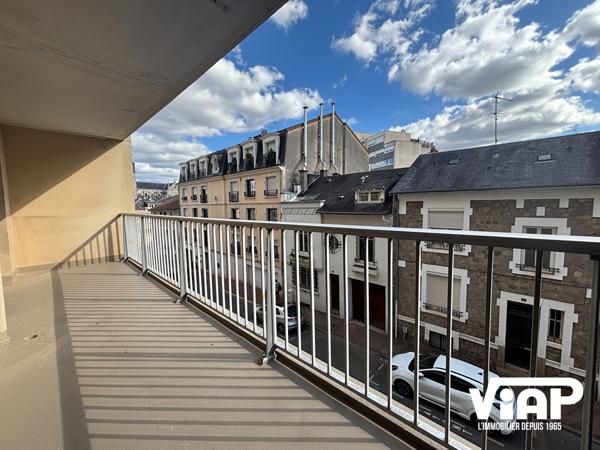 LUMINEUX ET SPACIEUX T4 RENOVE - LIMOGES , Limoges
