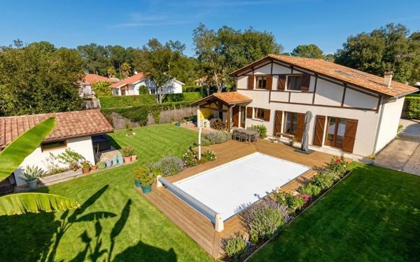 Maison à vendre    4 pièces •  Capbreton