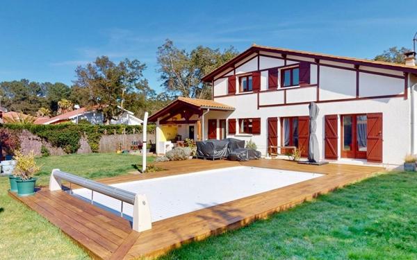 Maison à vendre    4 pièces •  Capbreton