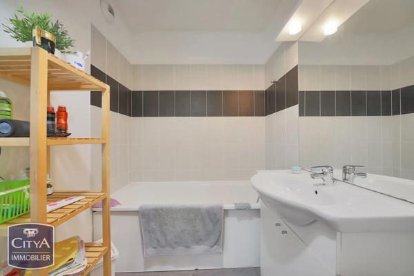Appartement à vendre 3 pièces 59.87m² Douai (59500)
