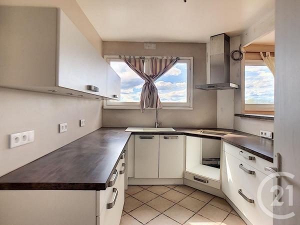 Appartement F3 à vendre  3 pièces - 95,02 m2 SENS - 89