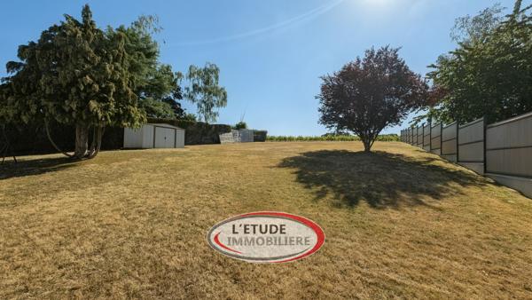 Vertou. Maison familiale avec grand sous-sol, sur belle parcelle.