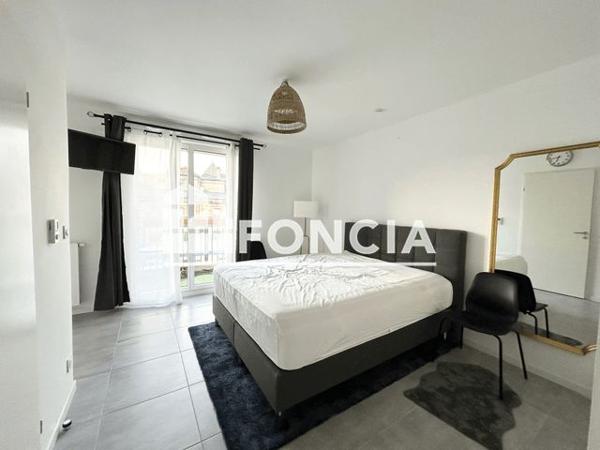 Location Studio meublé 32.76 m² - 3 rue des ateliers Bordeaux 33000