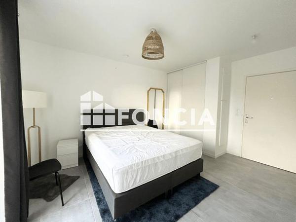 Location Studio meublé 32.76 m² - 3 rue des ateliers Bordeaux 33000