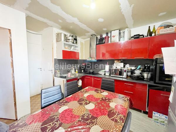 FRONTIGNAN Centre, appartement T3 à rénover