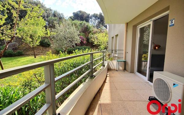 Appartement à vendre    2 pièces •  Marseille 12