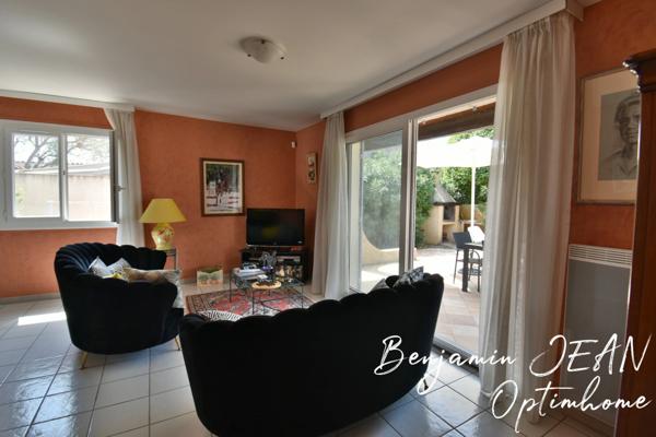 Maison F4 de plain-pied avec piscine – Sauvian