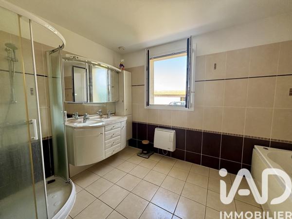 Maison à vendre 6 pièces 166 m² Thouars