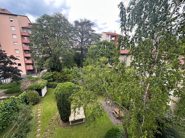 Appartement Villeurbanne T3 de 70.55m² avec Balcon