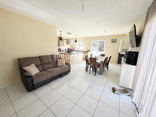 Maison à Saint-Just-en-Chaussée, 60130 - 6 pièces 115m²