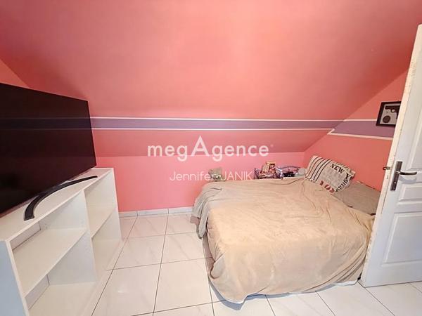 Maison à Saint-Just-en-Chaussée, 60130 - 6 pièces 115m²