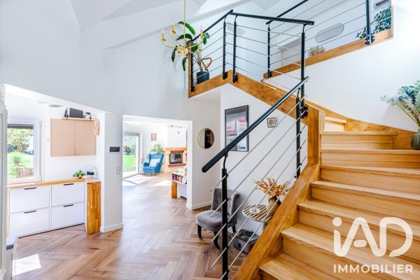 Maison à vendre 8 pièces 234,73 m² Marines