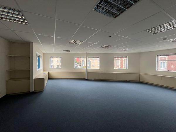 BUREAUX A VENDRE CENTRE VILLE CREIL