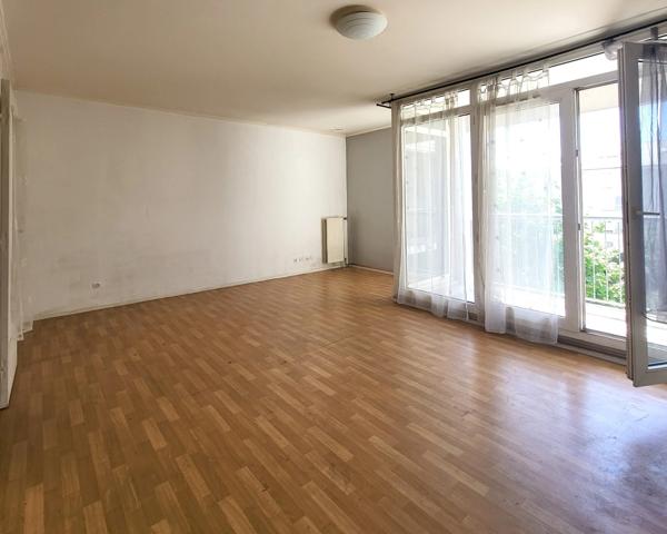 Créteil – Rare opportunité ! Superbe 2 pièces traversant de 53 m² avec balcon et box privatif