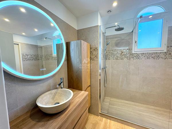 Maison Neuville Sur Oise 6 pièce(s) 143 m2 679 500 € **  - Référence  8213