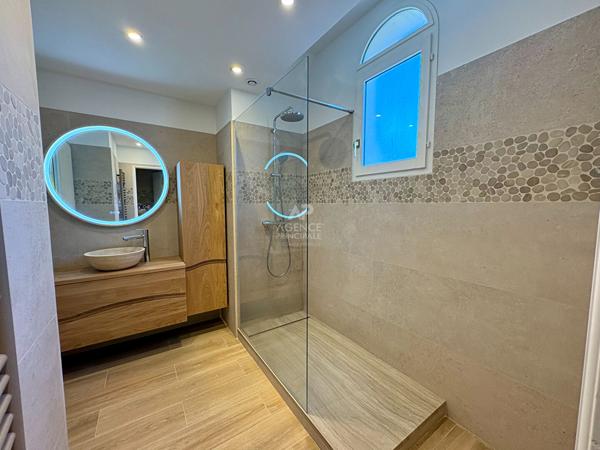 Maison Neuville Sur Oise 6 pièce(s) 143 m2 679 500 € **  - Référence  8213