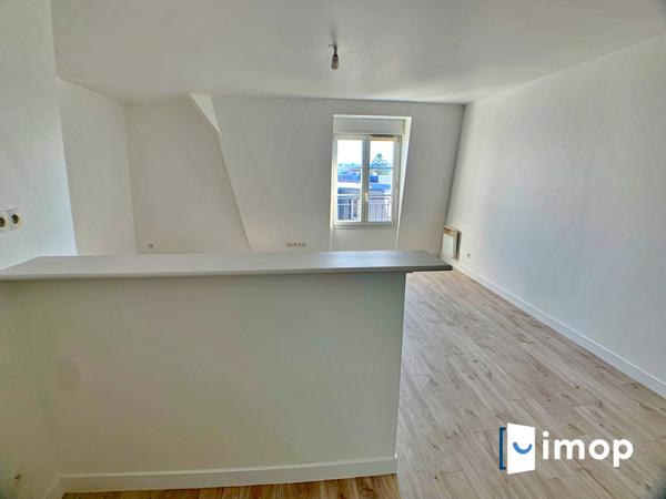 Dernier étage avec parking