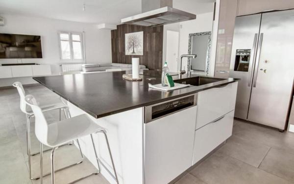 Maison à vendre    5 pièces •  Gigean