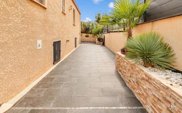 Maison à vendre    5 pièces •  Gigean