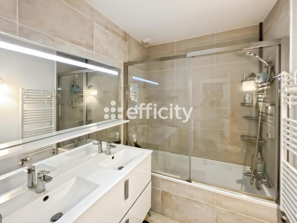 Maison
         4 pièces
        - 87 m² Exclusivité