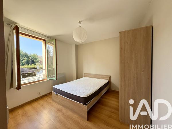 Location appartement 2 pièces 31 m² Asnières-sur-Oise