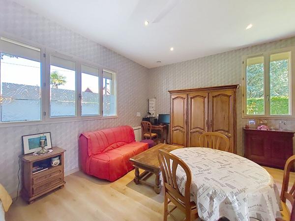 Maison 1 pièce - 39 m² - Aix-les-Bains proche lac avec jardin dans un quartier recherché