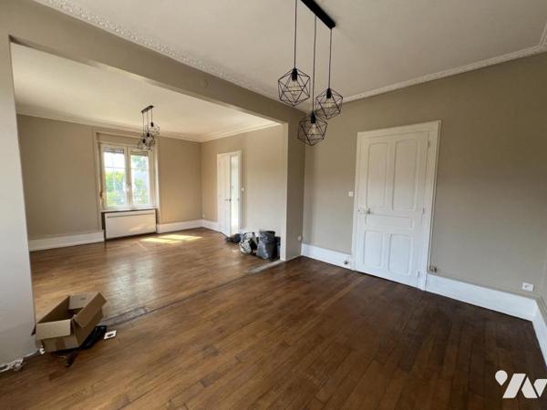 Appartement 3 pièces avec terrasse, cave et stationnement – Saint-Dié-des-Vosges