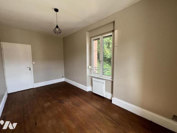 Appartement 3 pièces avec terrasse, cave et stationnement – Saint-Dié-des-Vosges