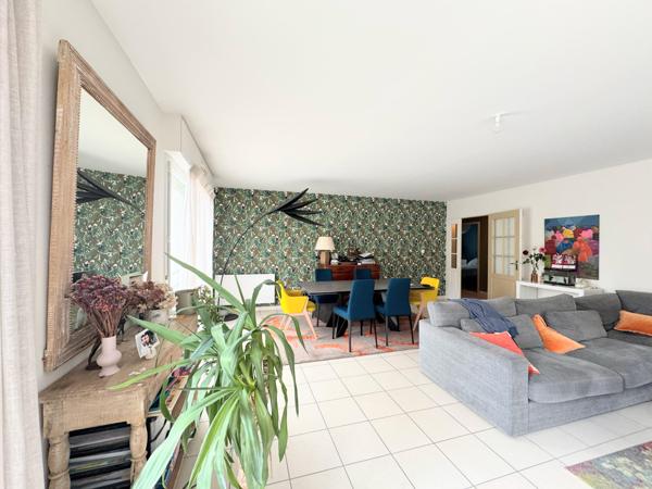 Bel appartement lumineux de 120 m2