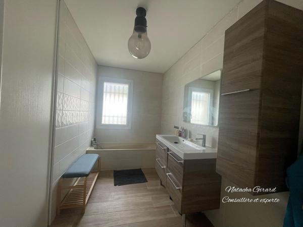 Maison de plain pied avec sous sol