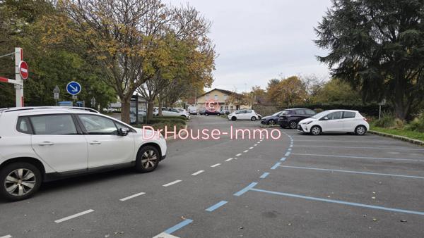 Commerce à vendre 8 pièces de 260 m²