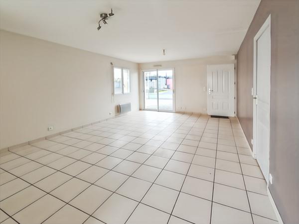 Maison Saint Pierre Montlimart 4 pièce(s) 84 m2