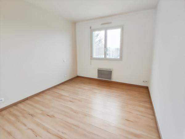 Maison Saint Pierre Montlimart 4 pièce(s) 84 m2