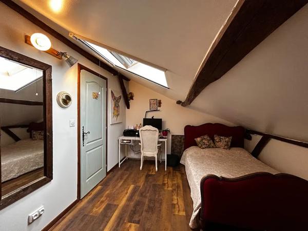 Renovated Farmhouse gite & gite and studio