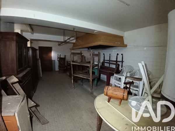 Maison à vendre 10 pièces 100 m² Airvault