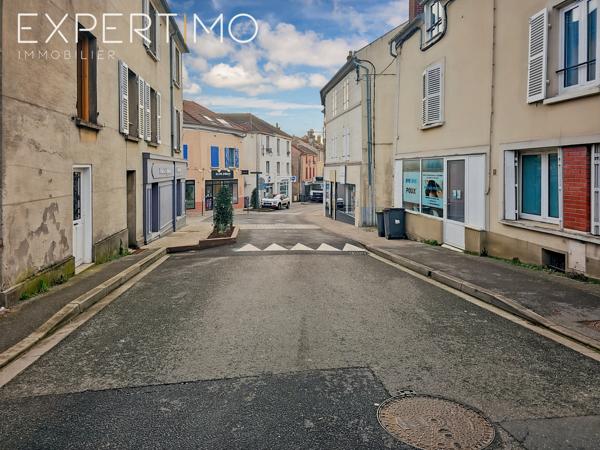 Igny (91430) Maison de ville - Centre-ville d'IGNY