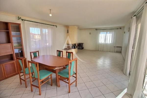 VILLA TYPE F5 DE 260 M² SUR TERRAIN 4 FACES AVEC PISCINE ET GARAGE