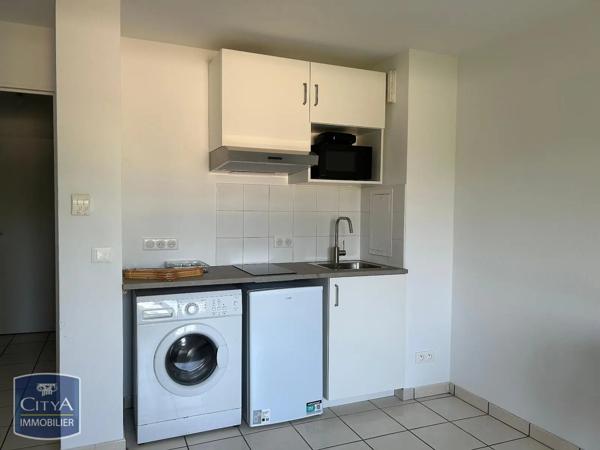Appartement à louer 1 pièce 23.46m² Trappes (78190)
