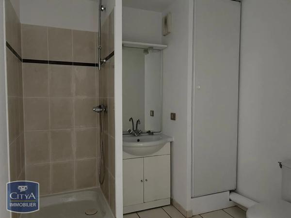 Appartement à louer 1 pièce 23.46m² Trappes (78190)