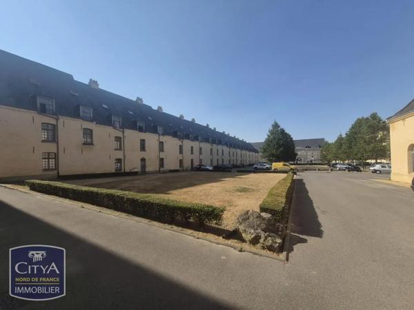 Appartement à louer 3 pièces 81.3m² Saint-Omer (62500)