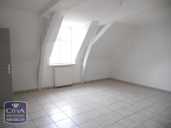 Appartement à louer 3 pièces 81.3m² Saint-Omer (62500)