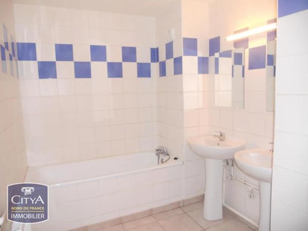 Appartement à louer 3 pièces 81.3m² Saint-Omer (62500)