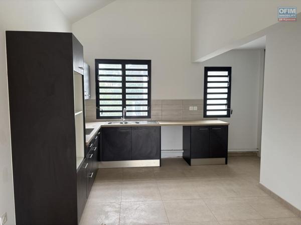 A vendre – Superbe T4 duplex neuf au cœur de Saint-Leu