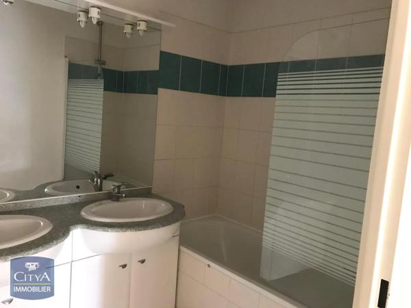 Appartement à louer 3 pièces 58.98m²