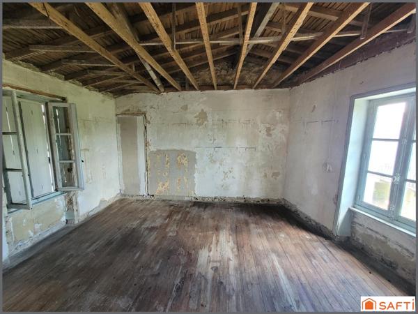 Maison à rénover et idéalement située