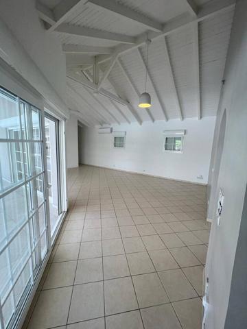 VILLA NON MEUBLEE 160M² DAMPIERRE