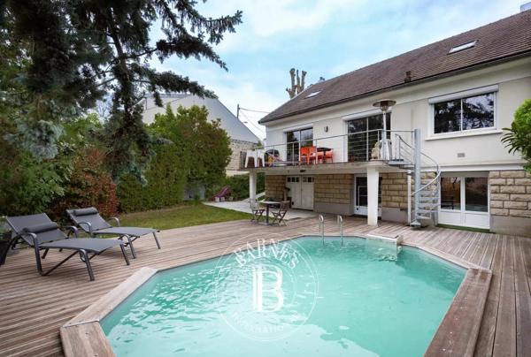Le Pecq, Maison 6 Chambres -  149 m² à vendre