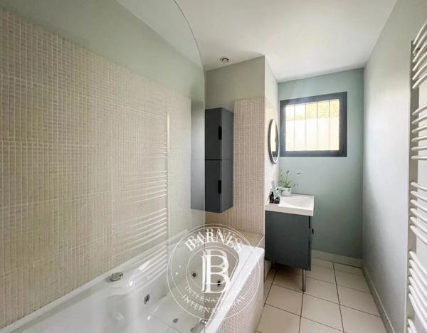 Le Pecq, Maison 6 Chambres -  149 m² à vendre