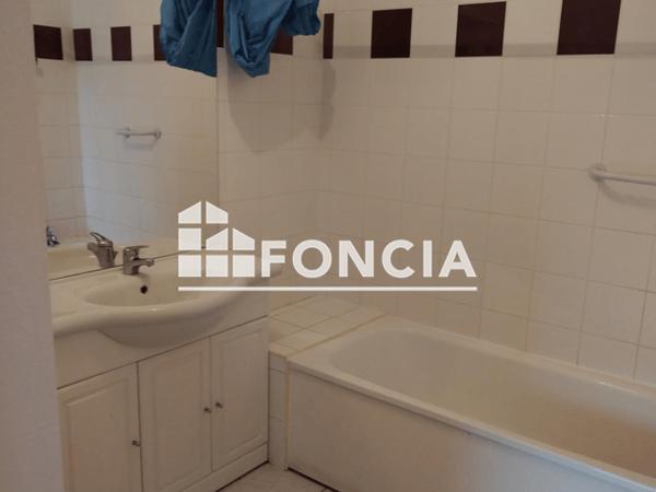 Location Appartement 2 pièces 49.02 m² - 5 RUE DU MONT-AIGU Montrejeau 31210